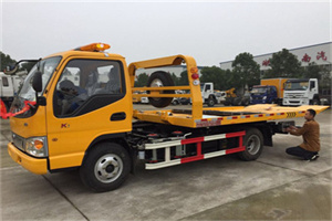 鹿泉哪里有拖车服务