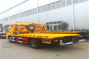 鹿泉附近拖车救援搭电