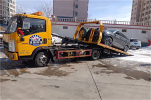 鹿泉救援拖车费用怎么算