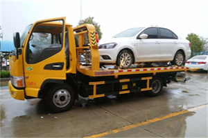 鹿泉附近拖车救援24小时服务热线